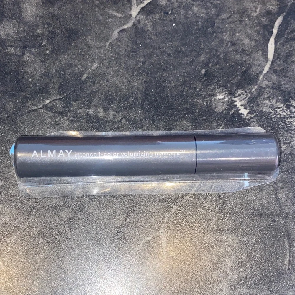 ALMAY Intense i-Color Volumizing Mascara In Sapphire